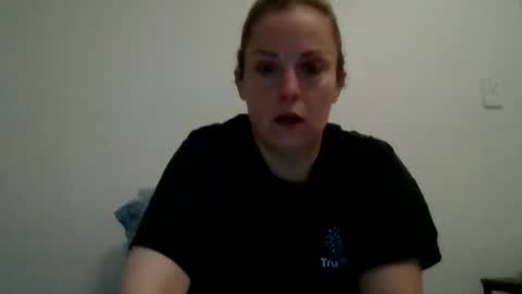 Nicole online show from May 6, 11:26 am