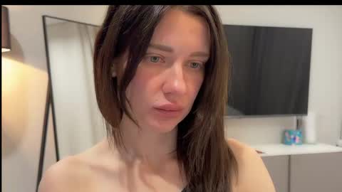 nicolekira online show from March 22, 4:43 pm