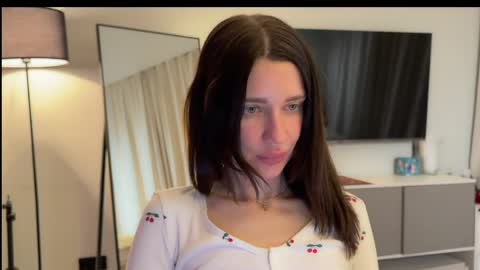 nicolekira online show from March 23, 10:47 pm