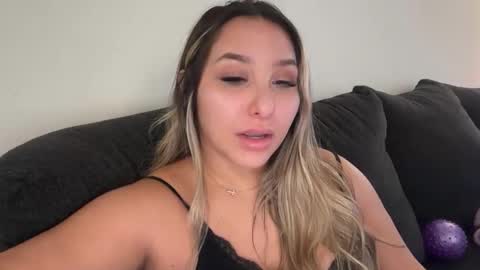nicolelovesyou444 online show from October 21, 4:08 pm