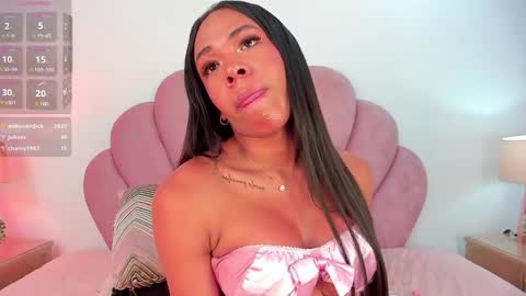 NICOLE online show from February 24, 4:15 pm