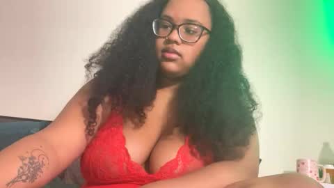 nicolette356 online show from December 16, 1:49 pm