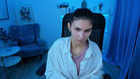 nicolewerti online show from September 23, 4:59 am
