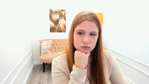 nicolewerti online show from May 4, 10:28 pm