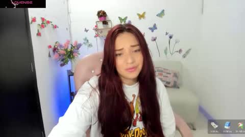 Snapshot of nicoll_crazzy chatting on December 3, 2:26 pm nicoll online show from December 3, 2:26 pm