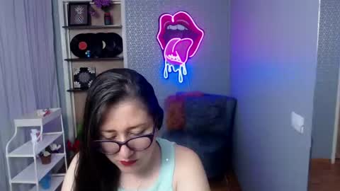 Nicolle  online show from August 1, 11:42 am