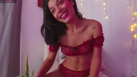 Nicolle online show from May 20, 10:54 am