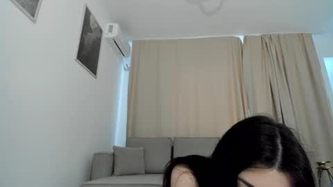 Nicolle online show from April 3, 5:05 am