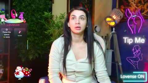 Nicolle online show from January 17, 9:58 am