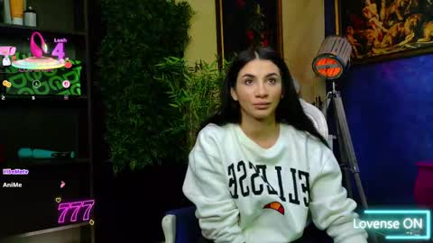 Snapshot of nicollepalmer chatting on April 23, 10:14 am Nicolle online show from April 23, 10:14 am
