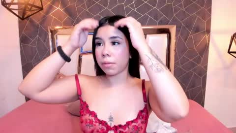 Snapshot of nicolljabocs chatting on May 27, 12:51 am nicolljabocs online show from May 27, 12:51 am