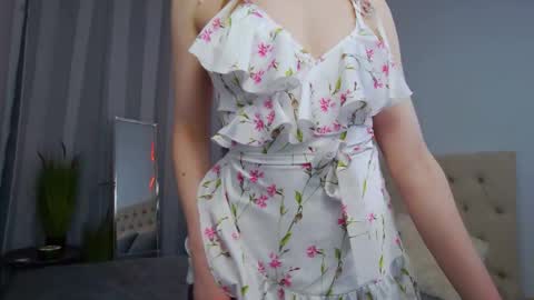Snapshot of nicolros chatting on May 23, 2:54 pm NicolRos online show from May 23, 2:54 pm