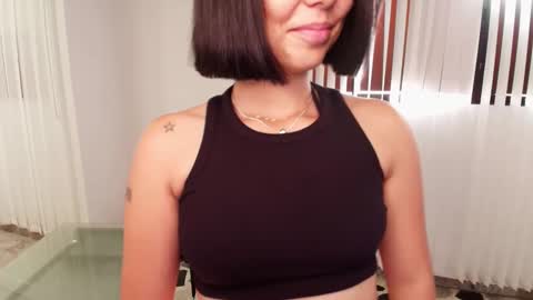 NicolRoss online show from January 11, 9:25 pm