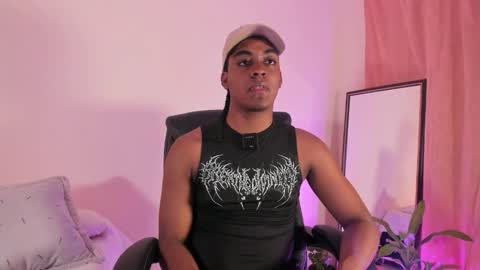 Snapshot of nicoymark1 chatting on February 23, 5:49 am Nico y Mark online show from February 23, 5:49 am