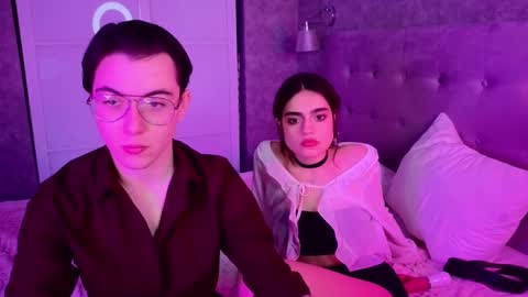 Snapshot of nightfloat chatting on March 3, 2:47 am Daisy nd Tyler 3 online show from March 3, 2:47 am