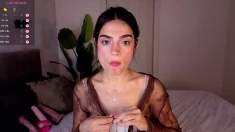 Snapshot of nightfloat chatting on September 13, 5:29 am Daisy nd Tyler 3 online show from September 13, 5:29 am