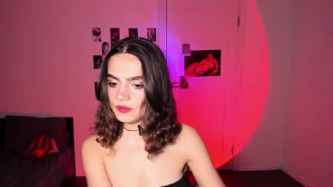 Daisy online show from October 16, 3:13 pm