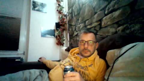 MikeVanDyck online show from November 24, 7:02 pm