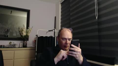 nightkeeper63 online show from February 3, 12:53 am