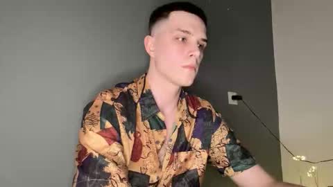 Snapshot of nightlord_x chatting on December 18, 6:14 pm Max online show from December 18, 6:14 pm