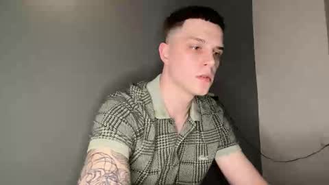 Max online show from December 21, 7:10 pm