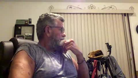 nightmoves1970 online show from September 22, 2:24 am