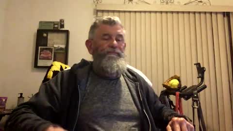 nightmoves1970 online show from March 19, 3:32 am