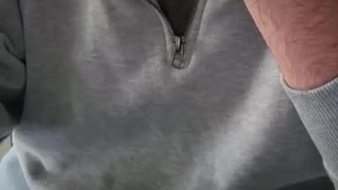 Snapshot of nightwalker06 chatting on February 17, 9:17 am nightwalker06 online show from February 17, 9:17 am