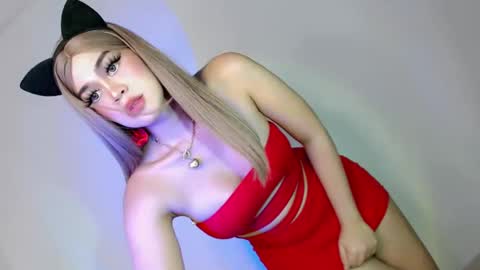 Katie online show from February 8, 9:57 pm