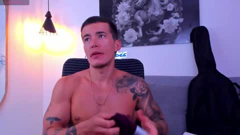 Niick online show from March 1, 11:26 pm