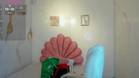 Anni online show from April 4, 4:00 am