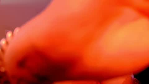 Niinarosee online show from April 9, 6:46 pm