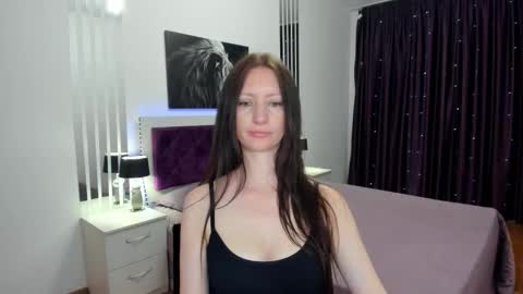 NikaLewis online show from May 31, 4:31 am