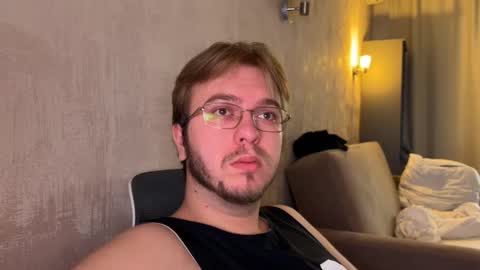 Celine online show from November 5, 6:57 am