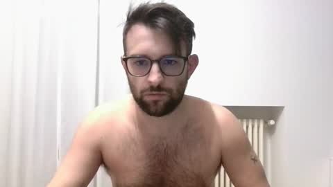 Nik Jay online show from March 3, 6:03 pm