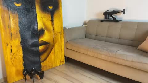 NIKI online show from March 24, 6:40 am