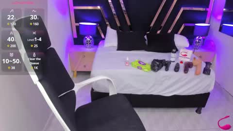 Niki online show from December 20, 8:45 pm