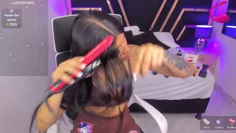 Niki online show from December 26, 1:10 pm