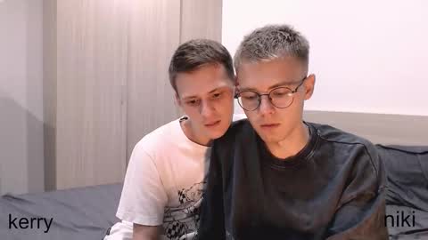 Snapshot of nikikerry_cum_ chatting on October 7, 12:57 pm nikikerry_cum_ online show from October 7, 12:57 pm