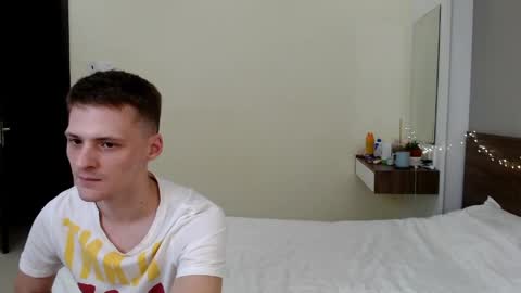 Snapshot of nikikerry_cum_ chatting on April 10, 1:16 pm nikikerry_cum_ online show from April 10, 1:16 pm