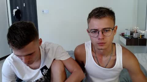 Snapshot of nikikerry_cum_ chatting on April 26, 8:12 am nikikerry_cum_ online show from April 26, 8:12 am