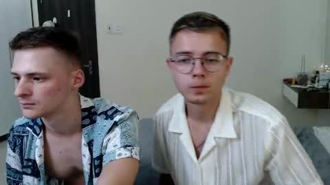 Snapshot of nikikerry_cum_ chatting on May 1, 11:37 am nikikerry_cum_ online show from May 1, 11:37 am