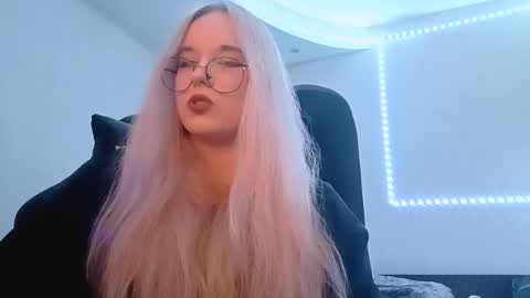 Trax online show from November 10, 10:14 am