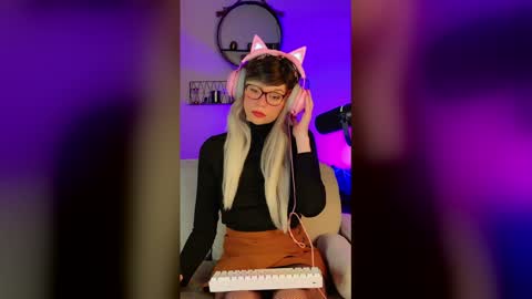 Kitty Chatte online show from March 20, 10:20 am