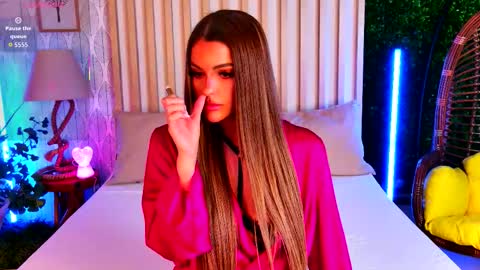 Snapshot of nikki_starx chatting on March 1, 7:38 pm Nikki online show from March 1, 7:38 pm