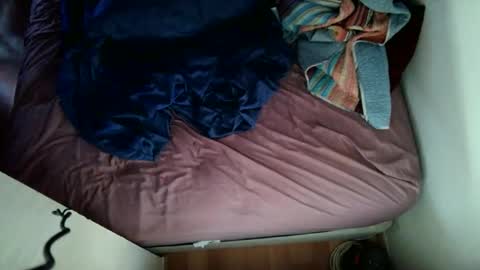 nikkigamer online show from December 18, 7:42 pm