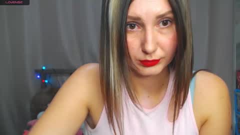 nikkikiss___ online show from January 14, 2:06 am