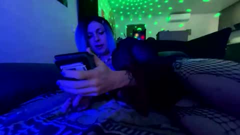 Snapshot of nikkineverlands chatting on April 28, 4:45 pm Nikki Neverland online show from April 28, 4:45 pm