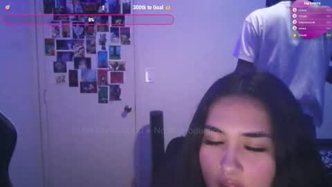 Nikkinotnicki00 online show from December 14, 9:47 am