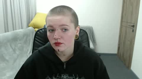Snapshot of nikkysnow chatting on September 27, 8:08 am nikkysnow online show from September 27, 8:08 am